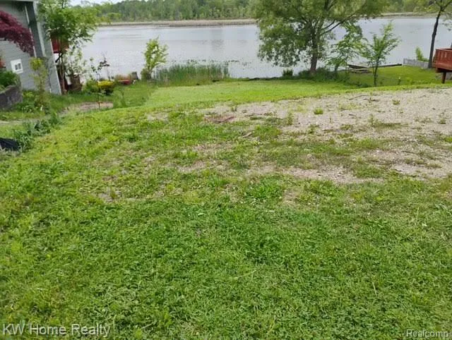 2094 Austin Drive Novi City, MI 48377