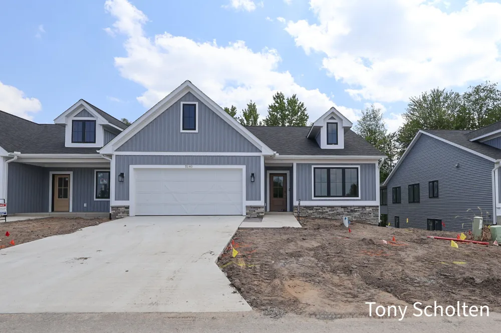 5178 Blendon Meadow Circle #46 Blendon Township, MI 49426