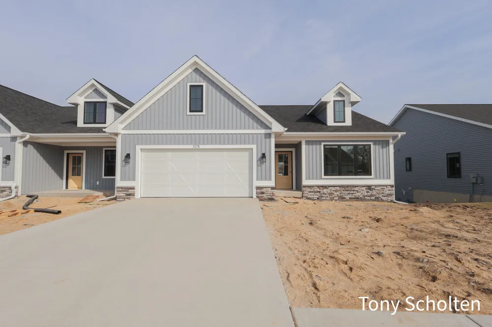 5178 Blendon Meadow Circle #46 Blendon Township, MI 49426