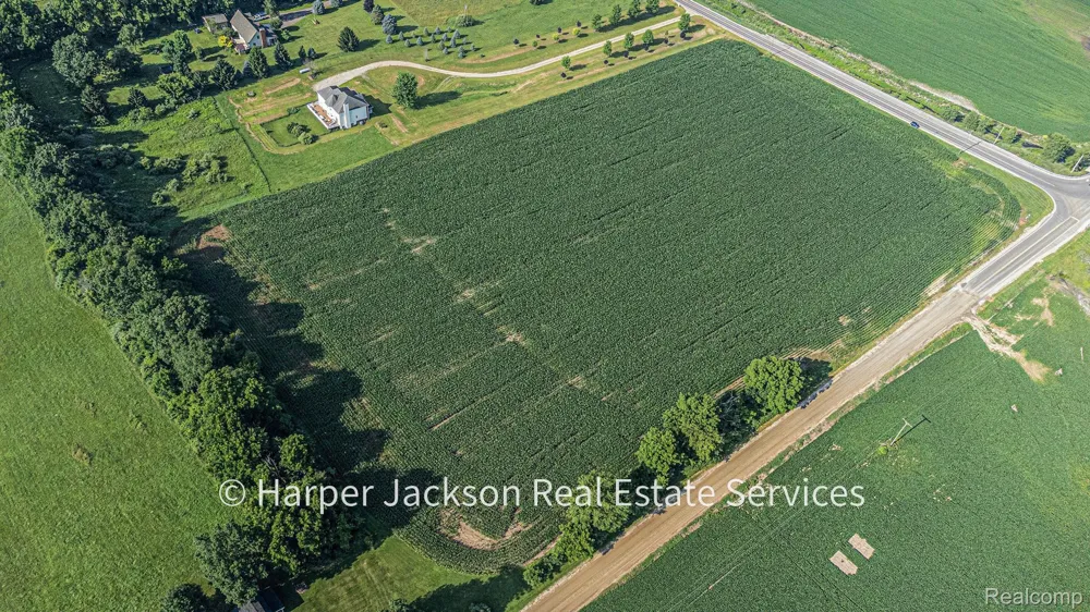 Fowlerville Conway Township, MI 48836