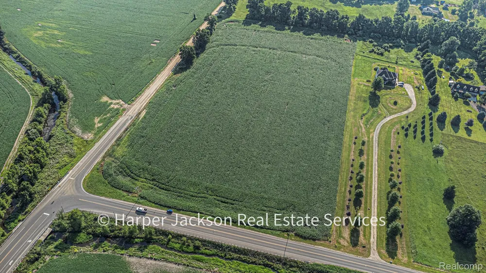 Fowlerville Conway Township, MI 48836