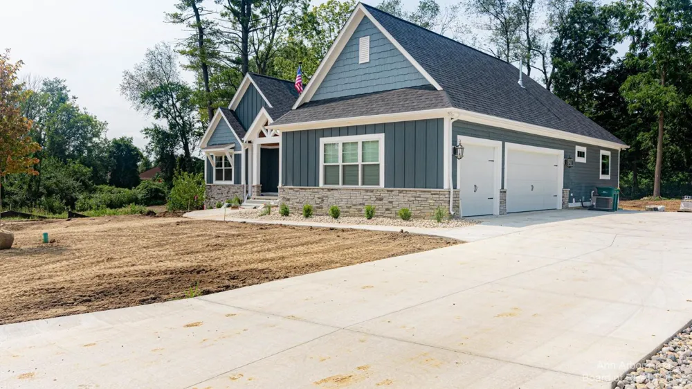 Loon Lane Scio Township, MI 48103