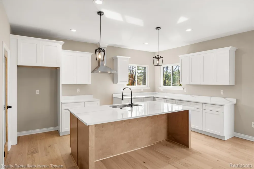 35962 Cascade Drive New Baltimore City, MI 48047