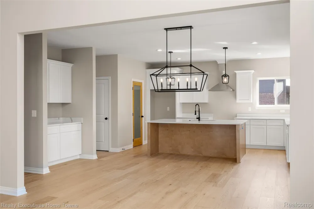 35962 Cascade Drive New Baltimore City, MI 48047