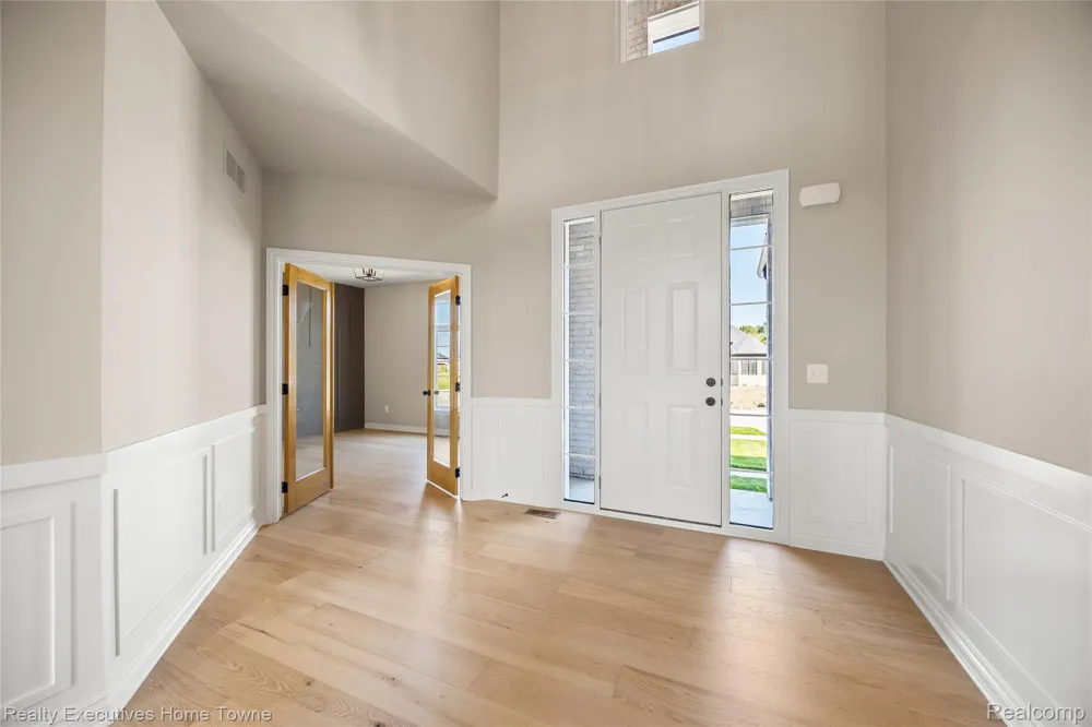35962 Cascade Drive New Baltimore City, MI 48047