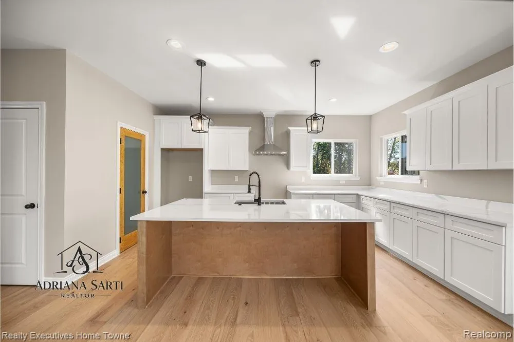 35962 Cascade Drive New Baltimore City, MI 48047