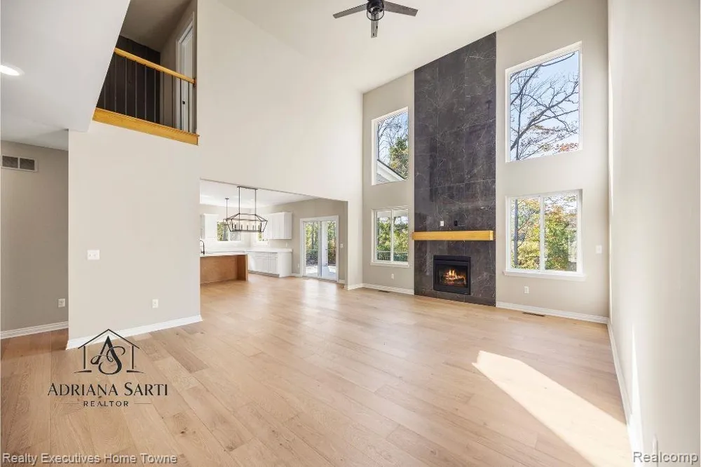 35962 Cascade Drive New Baltimore City, MI 48047