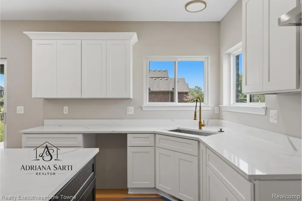 35962 Cascade Drive New Baltimore City, MI 48047