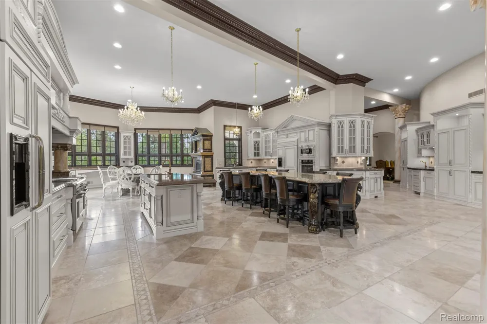 18585 Sheldon Road Northville City, MI 48168