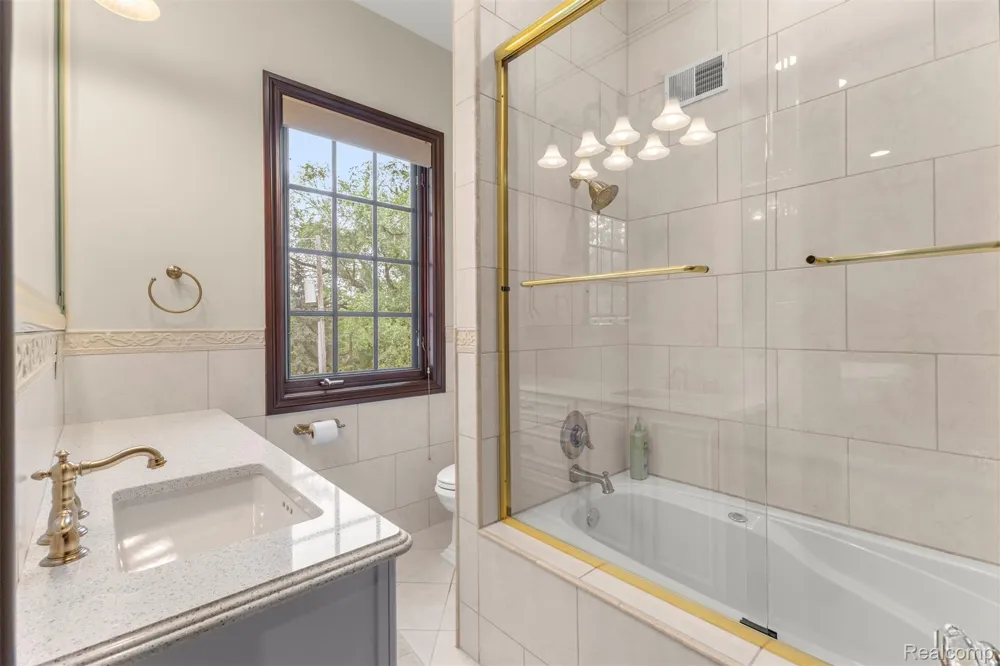 18585 Sheldon Road Northville City, MI 48168