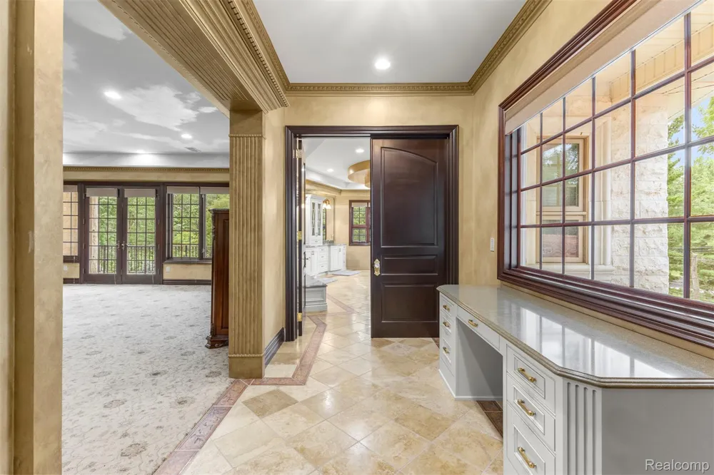 18585 Sheldon Road Northville City, MI 48168