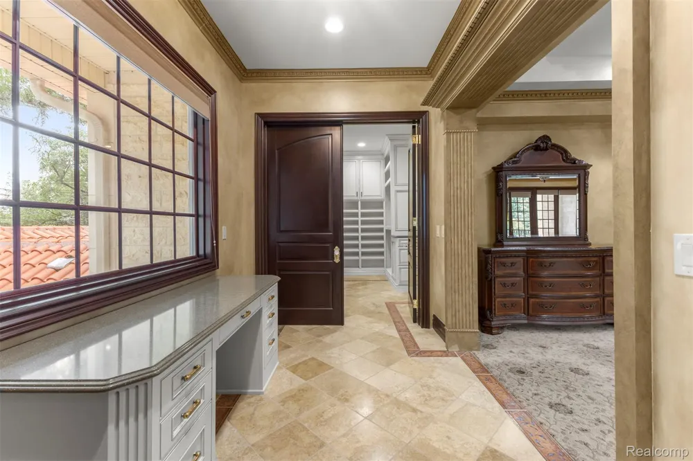 18585 Sheldon Road Northville City, MI 48168