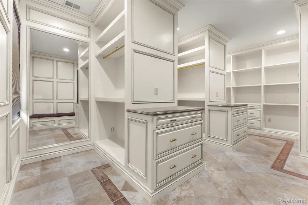 18585 Sheldon Road Northville City, MI 48168