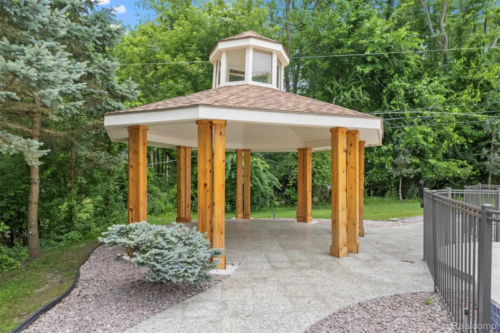 18585 Sheldon Road Northville City, MI 48168