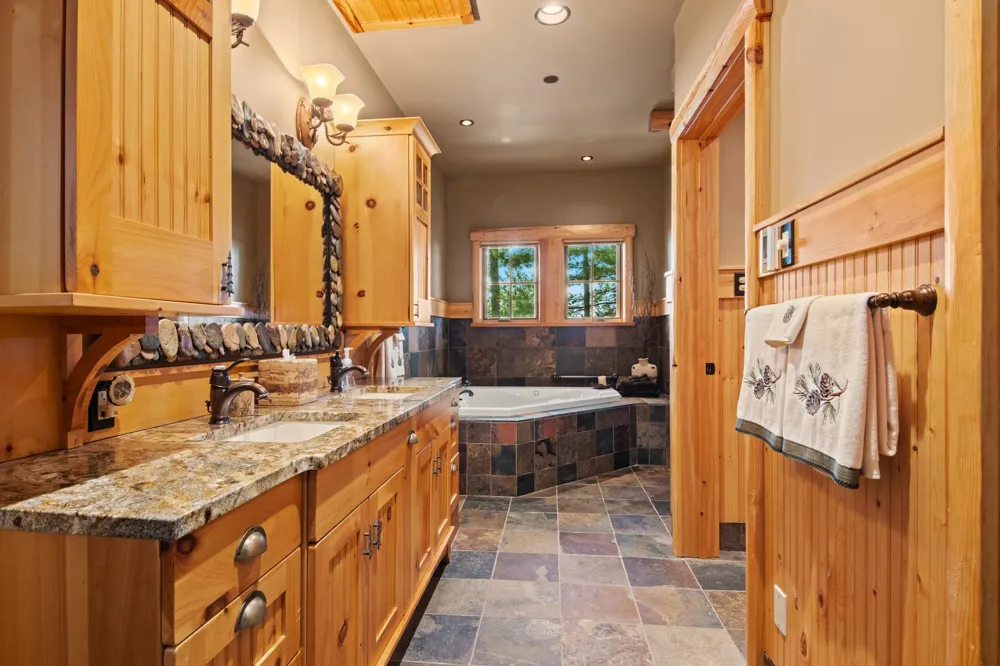 8739 Skegemog Point Road Whitewater Township, MI 49690