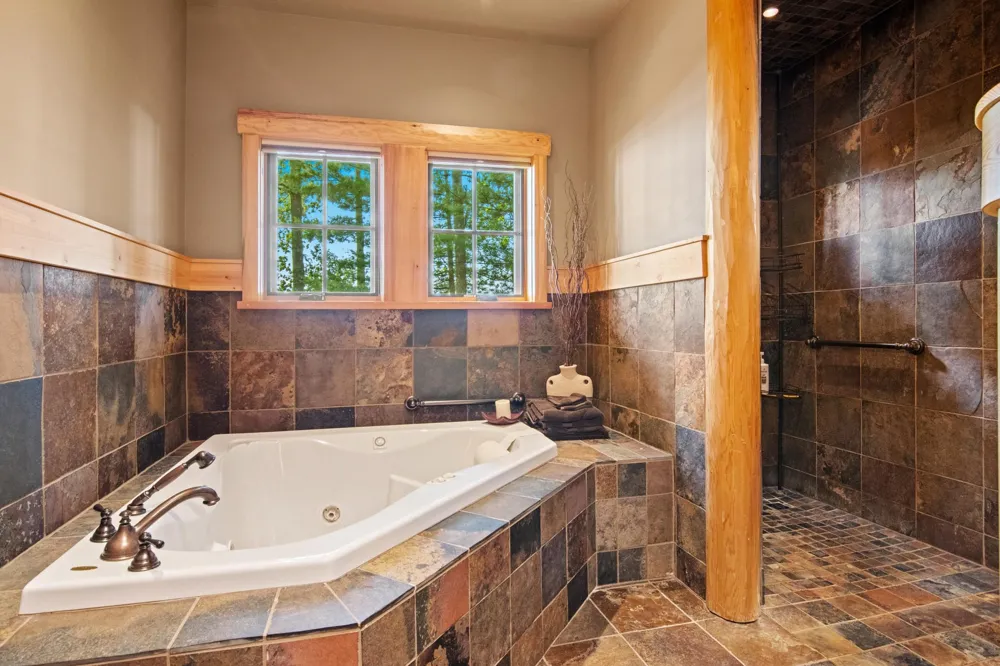 8739 Skegemog Point Road Whitewater Township, MI 49690