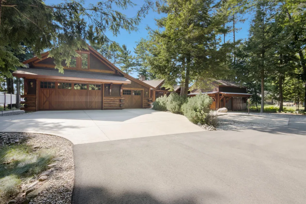 8739 Skegemog Point Road Whitewater Township, MI 49690