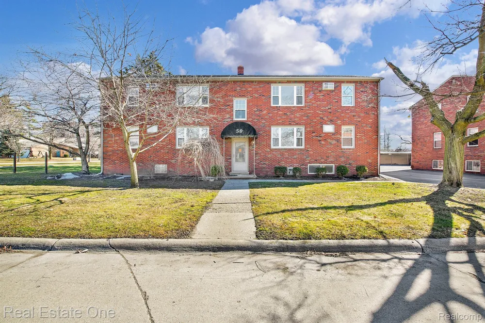 50 Virginia Drive #10 Monroe City, MI 48162