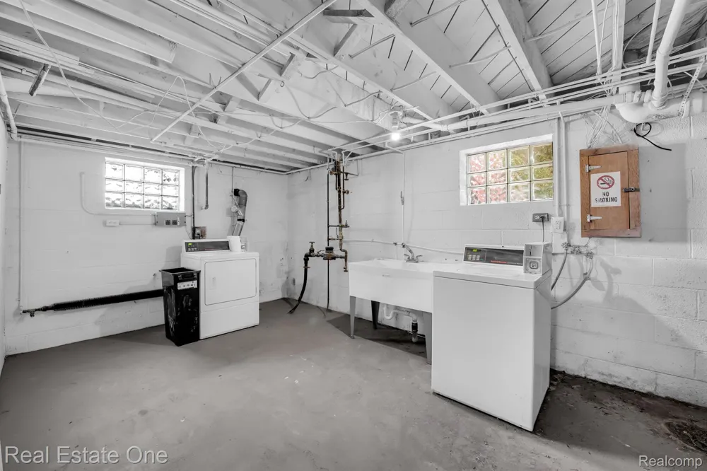 50 Virginia Drive #10 Monroe City, MI 48162
