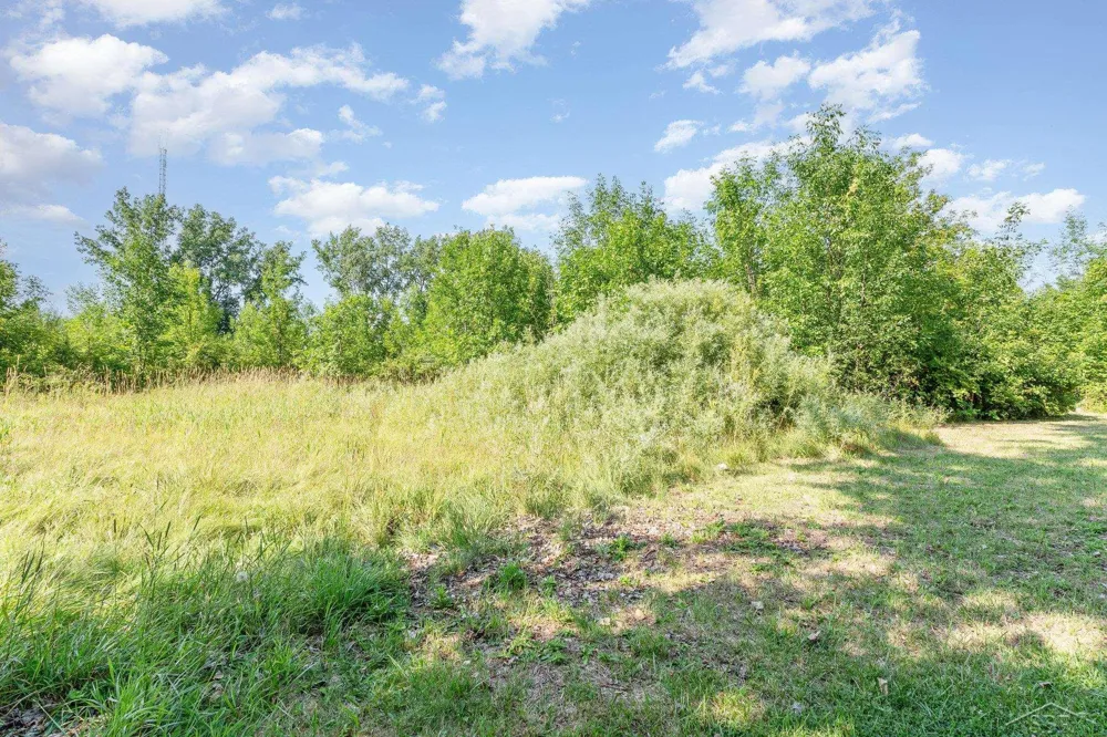 Kenora Drive Kochville Township, MI 48604