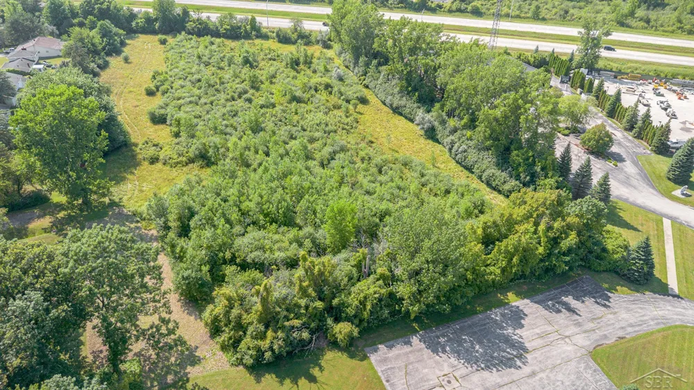 Kenora Drive Kochville Township, MI 48604