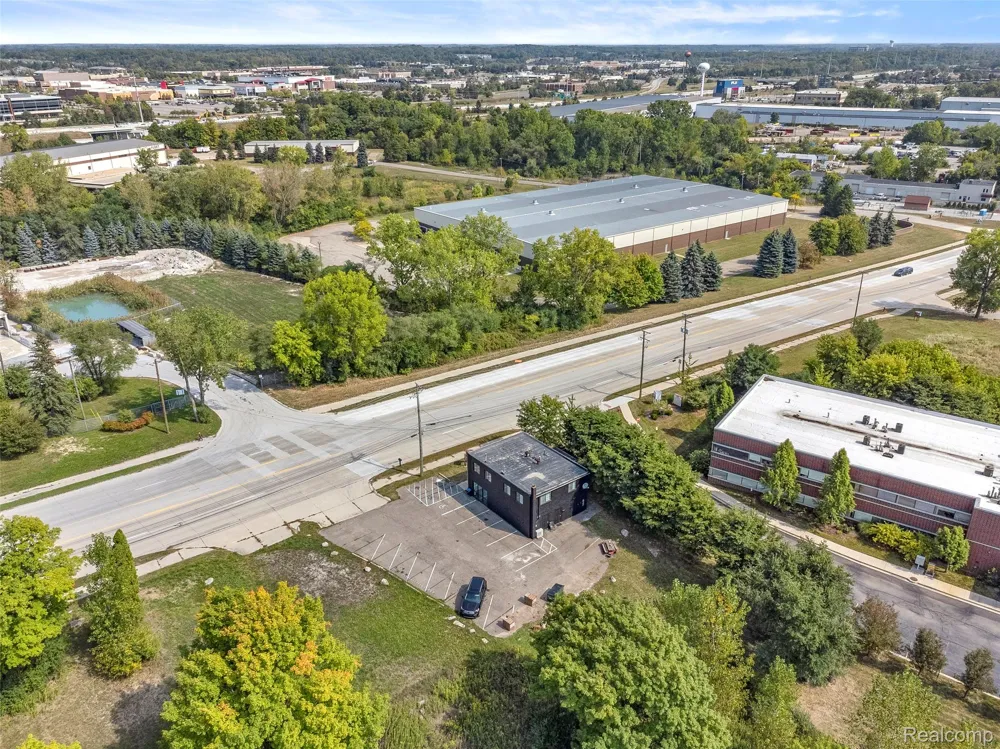 44911 Grand River Avenue Novi City, MI 48375