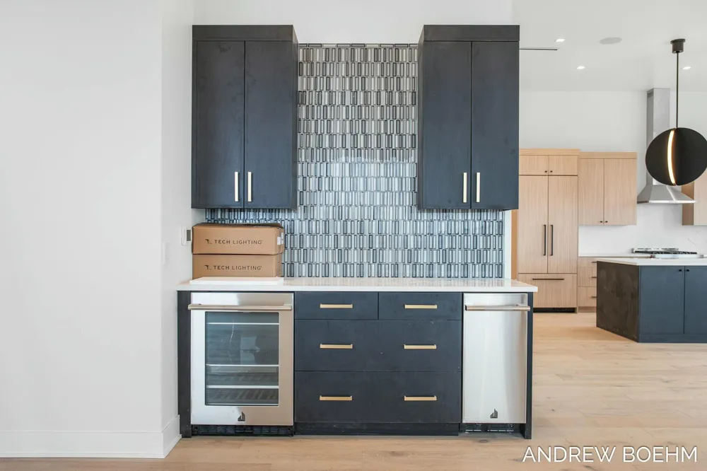 159 S River Avenue #403 Holland City, MI 49423