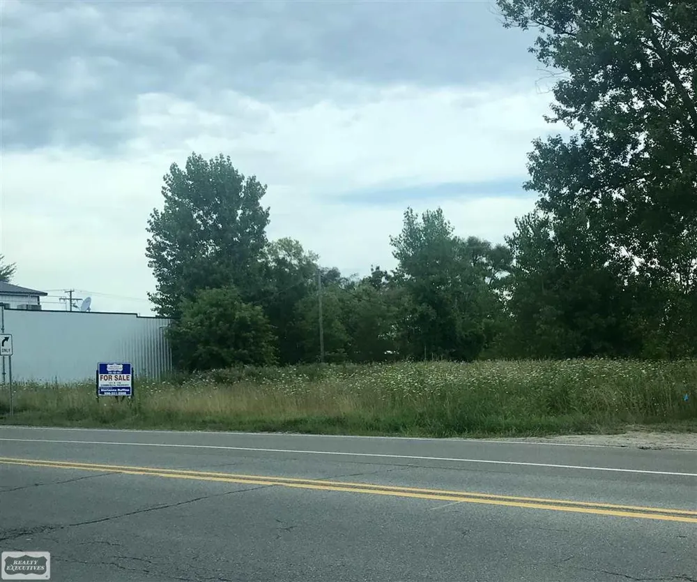 16701 25 Mile Road Macomb Township, MI 48042