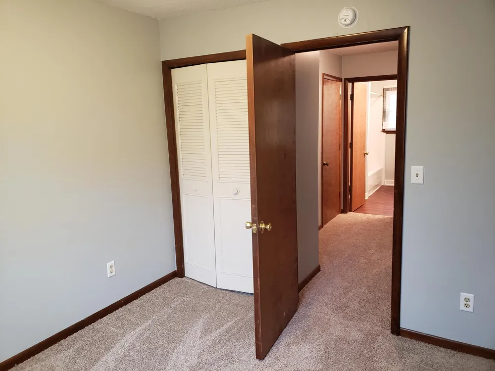 1351 S S. Center Road Saginaw Charter Township, MI 48638