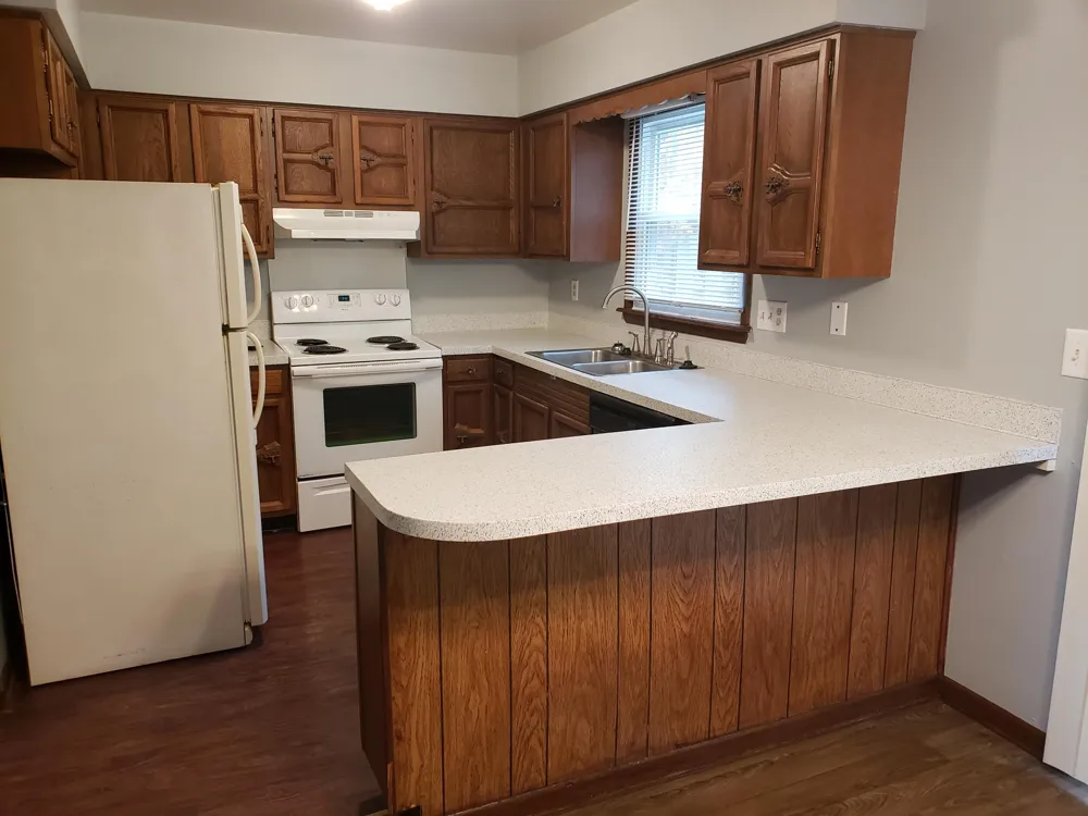 1351 S S. Center Road Saginaw Charter Township, MI 48638