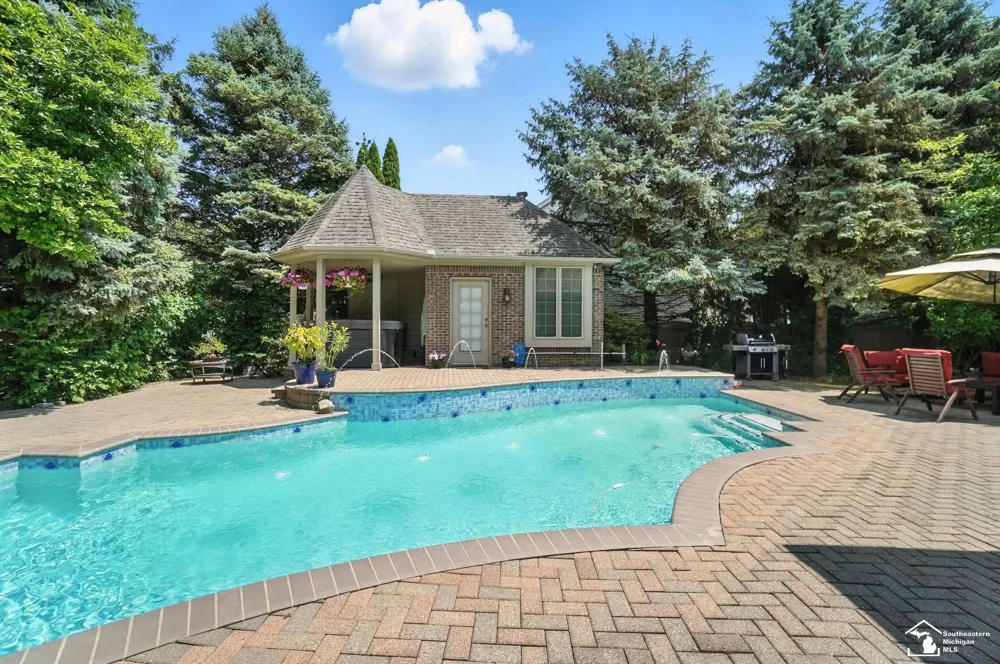 510 Ave De Lafayette Avenue Monroe City, MI 48162