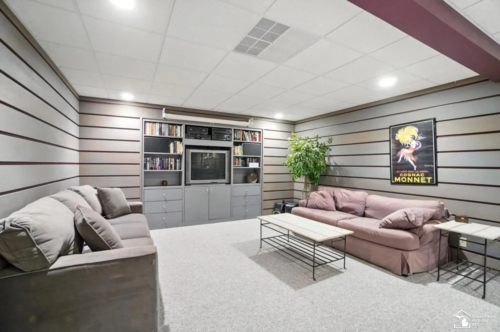 510 Ave De Lafayette Avenue Monroe City, MI 48162