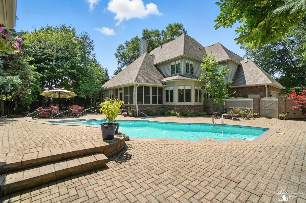 510 Ave De Lafayette Avenue Monroe City, MI 48162