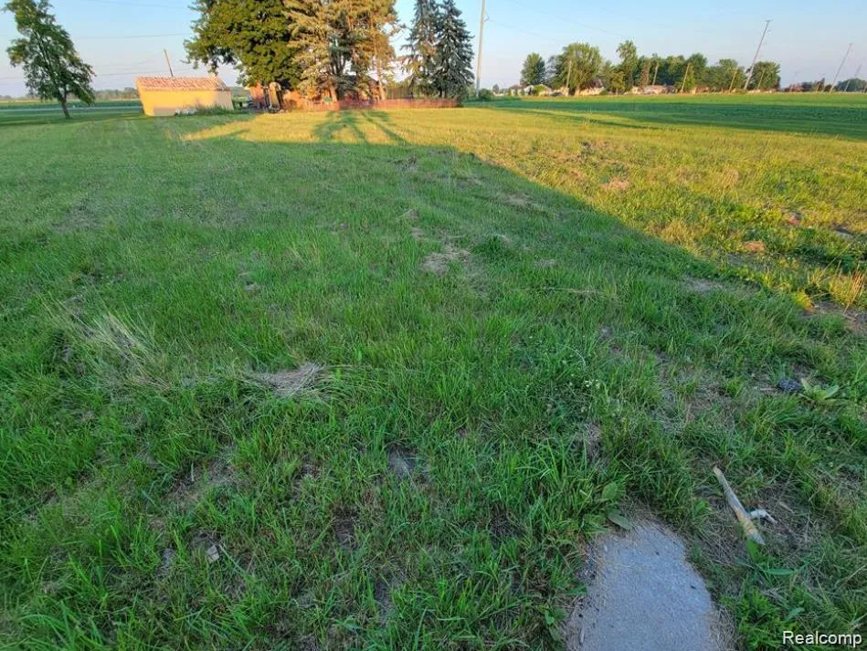 6579 WESTSIDE SAGINAW ROAD Frankenlust Township, MI 48706