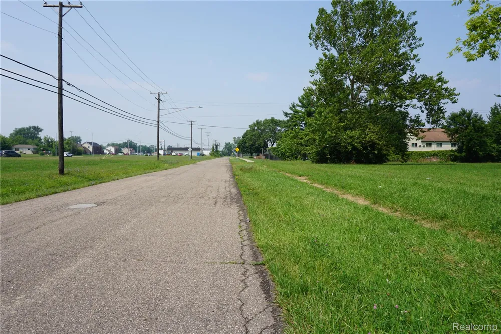 Wayland Court Inkster City, MI 48141