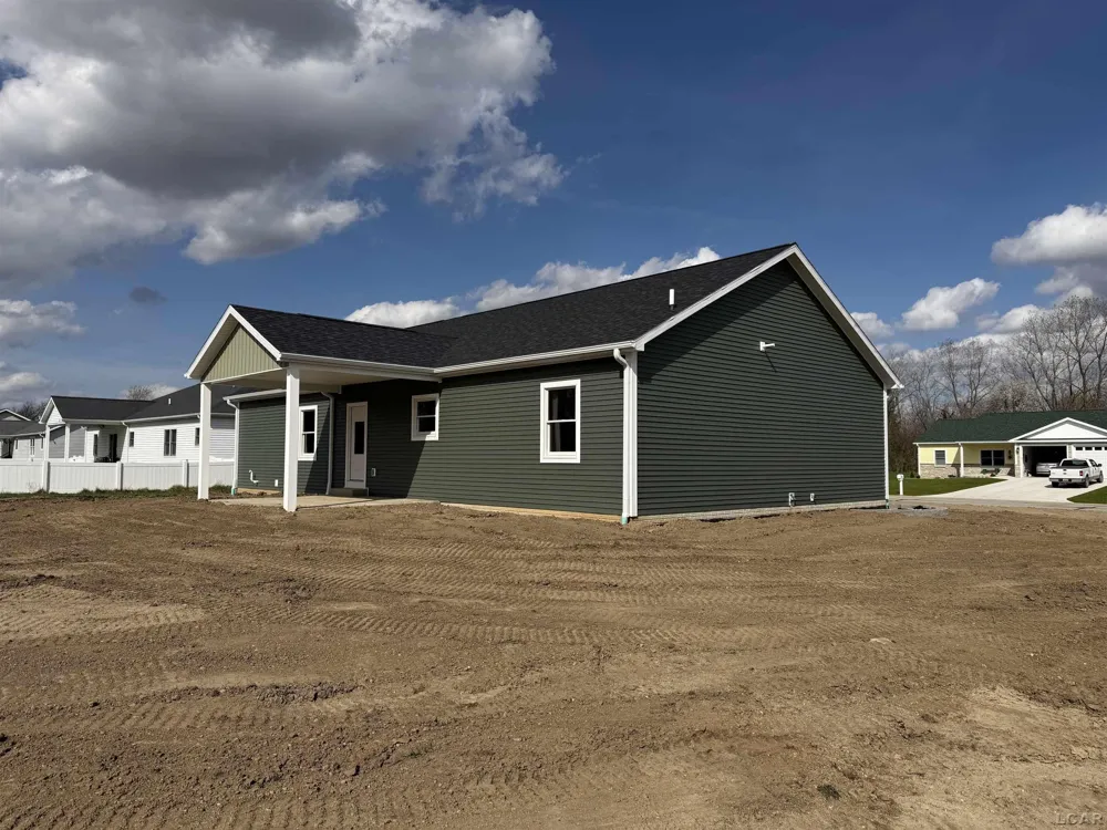 4173 Evergreen Road Adrian City, MI 49221