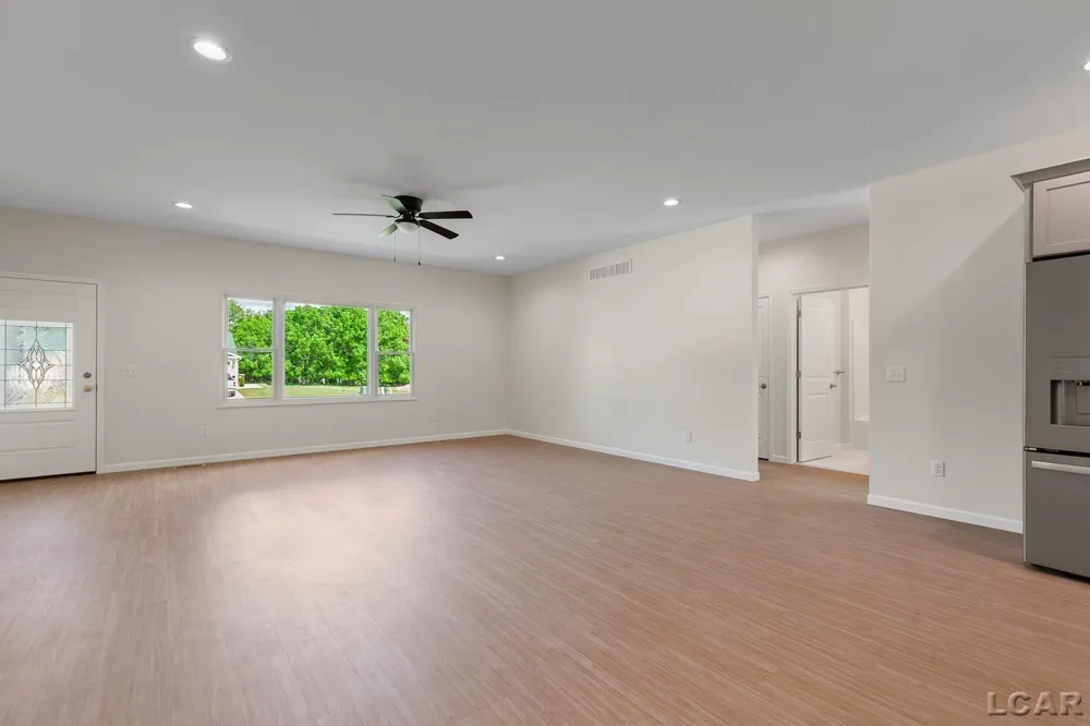 4173 Evergreen Road Adrian City, MI 49221
