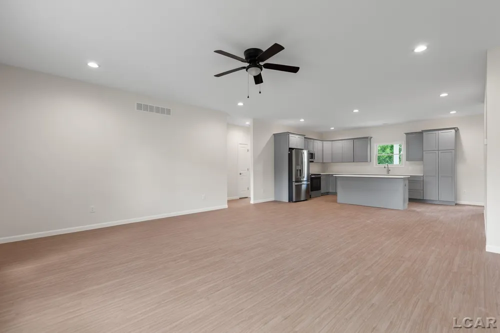 4173 Evergreen Road Adrian City, MI 49221