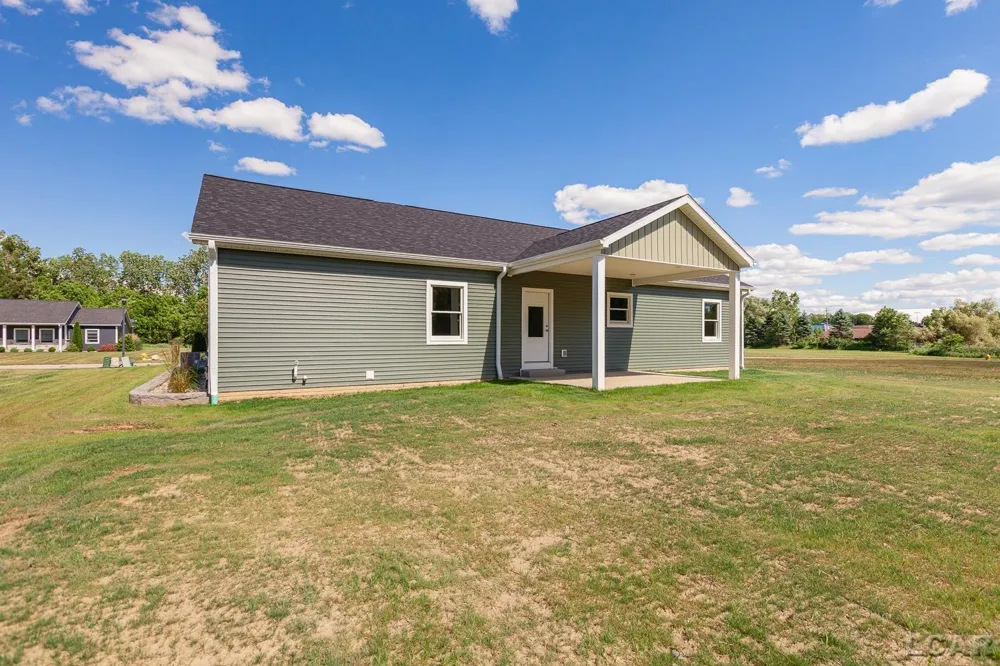 4173 Evergreen Road Adrian City, MI 49221