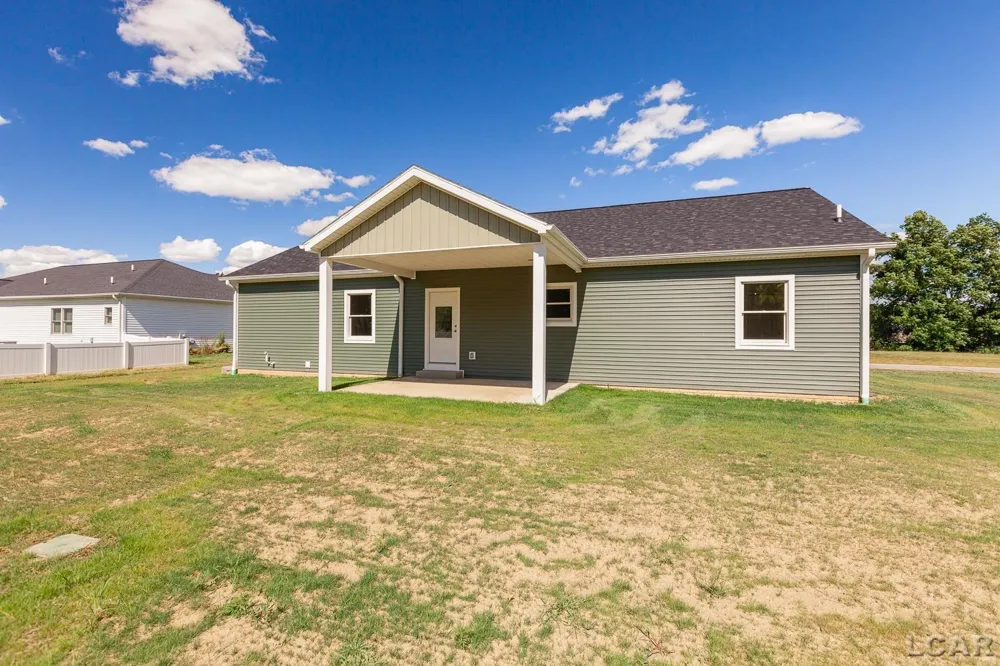 4173 Evergreen Road Adrian City, MI 49221