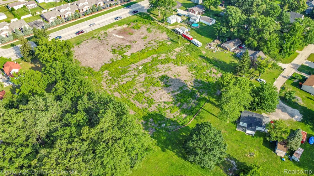 6013 Newburgh Westland City, MI 48185