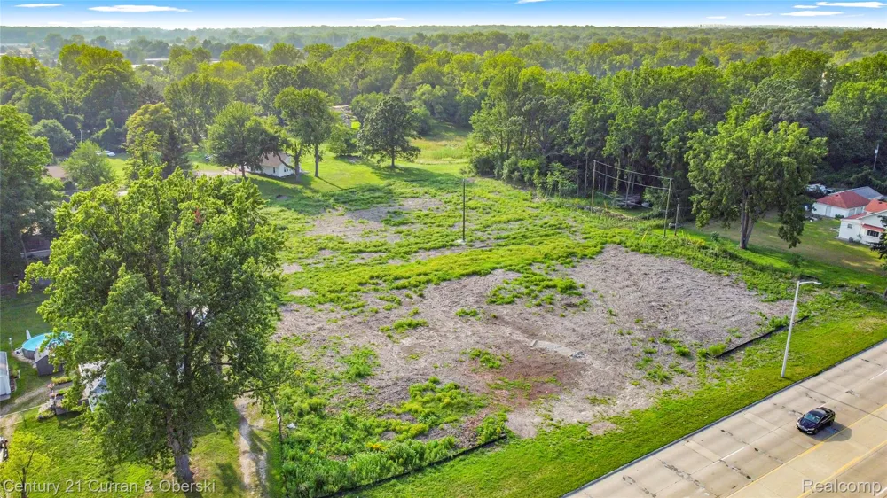 6013 Newburgh Westland City, MI 48185