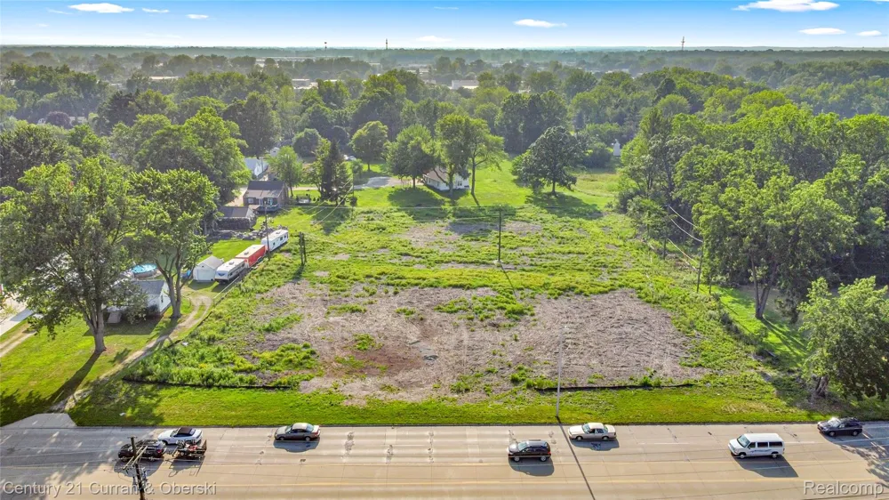 6013 Newburgh Westland City, MI 48185