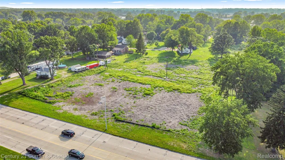 6013 Newburgh Westland City, MI 48185