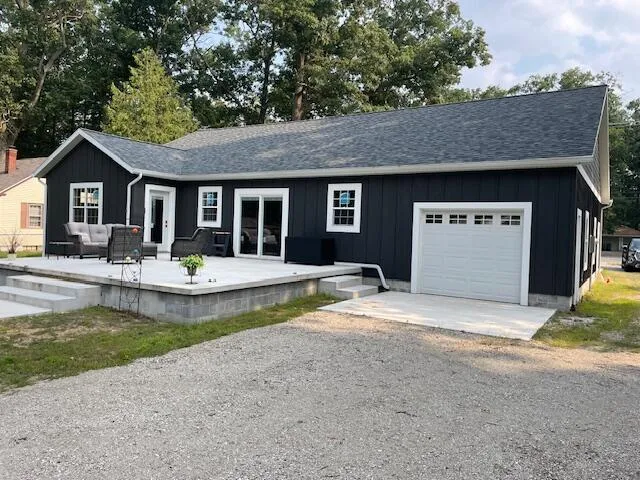 1234 W Giles Road Laketon Township, MI 49445