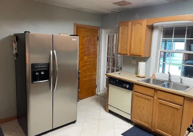 1234 W Giles Road Laketon Township, MI 49445