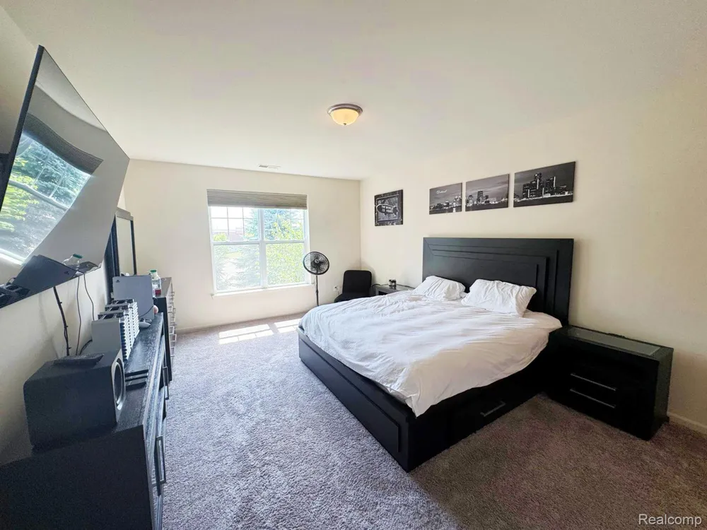 9960 Ridge Run Street Howell City, MI 48855