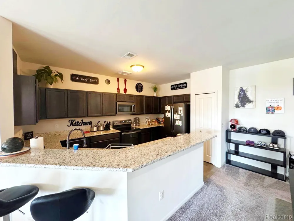 9960 Ridge Run Street Howell City, MI 48855
