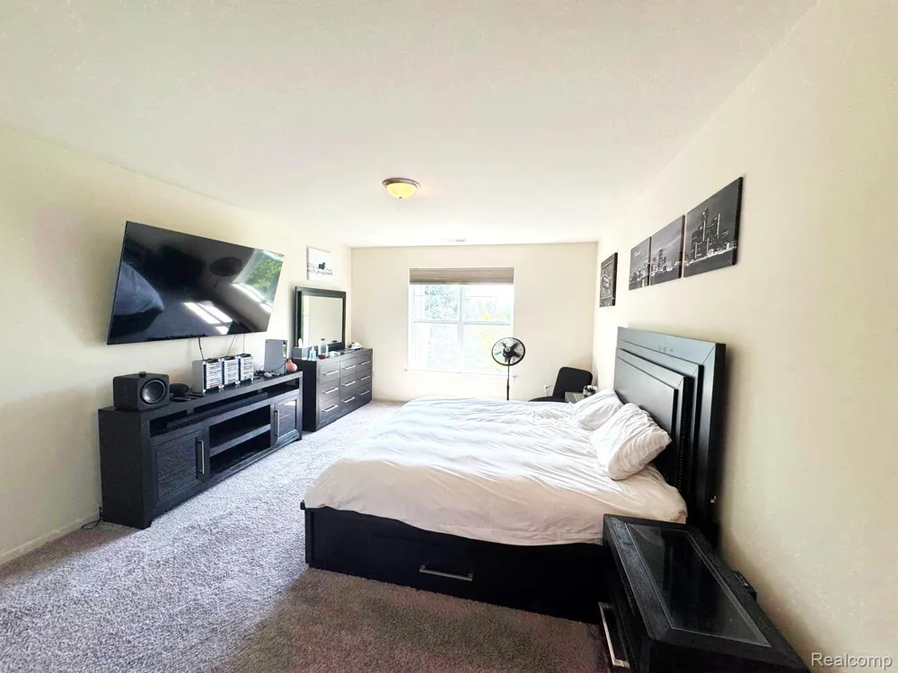 9960 Ridge Run Street Howell City, MI 48855