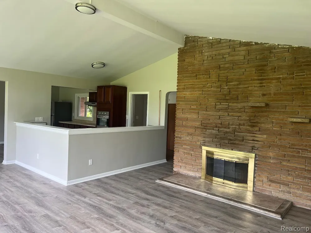 12000 Inkster Road Romulus City, MI 48174